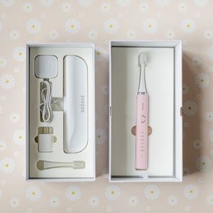 NEW Jilly Box Brüush toothbrush